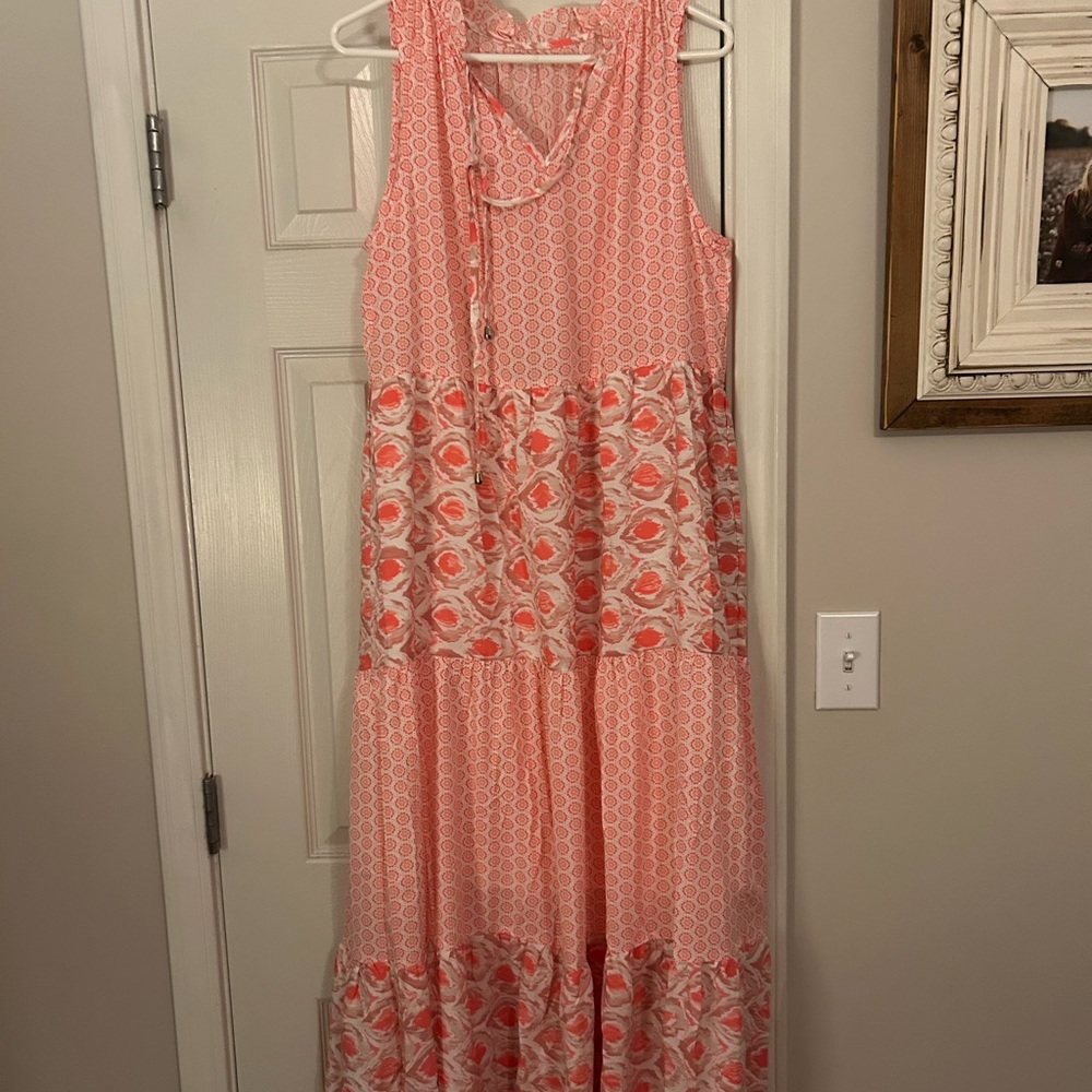 Elegant Pink Sleeveless Dress